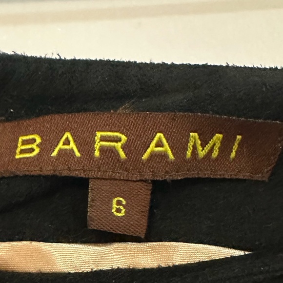 Chic Black A-Line Women's Skirt - Picture 3 of 3